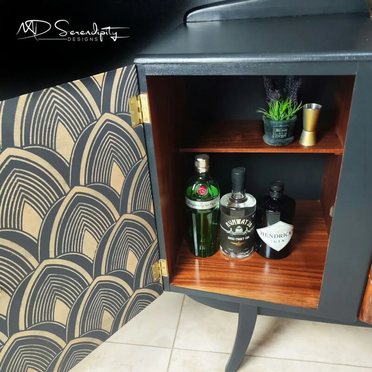 Mid Century Sideboard/Drinks Cabinet - Image 4