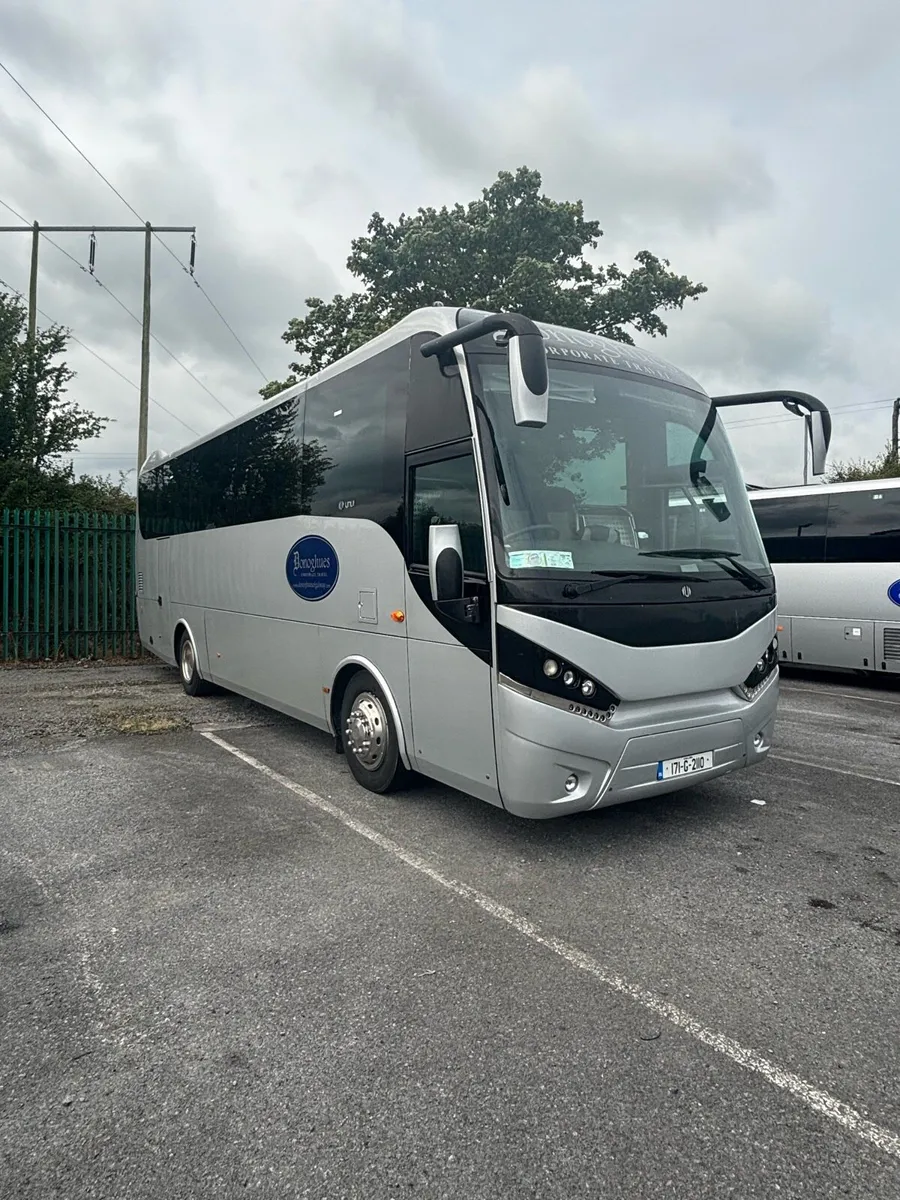 2017 MAN touring - Image 2