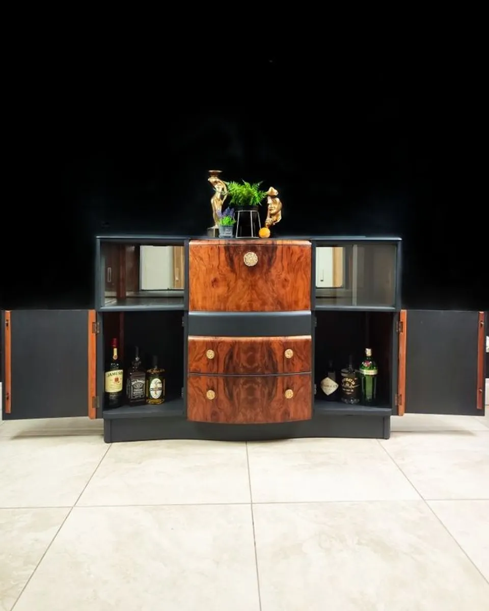 Mid Century Cocktail/Drinks Cabinet - Image 3