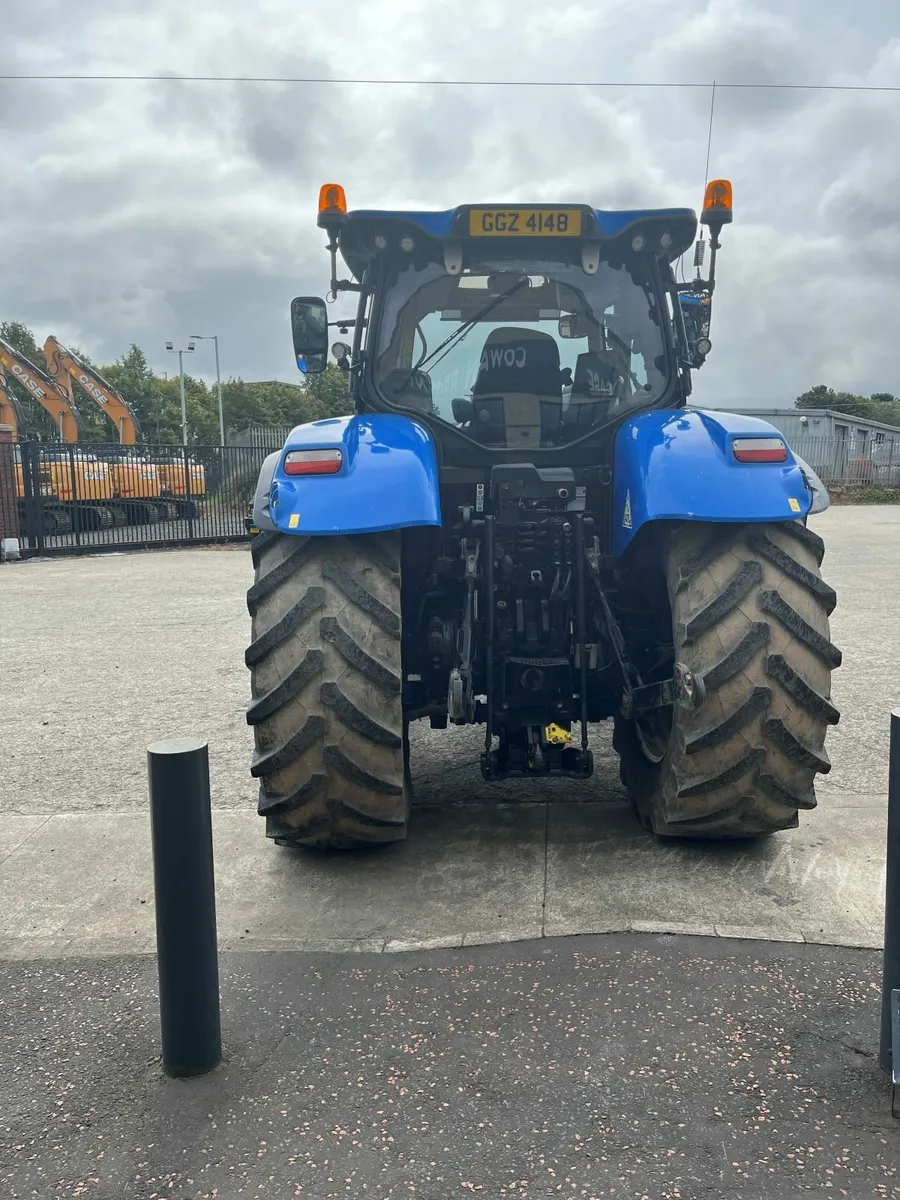 NEW HOLLAND 2017 - Image 2