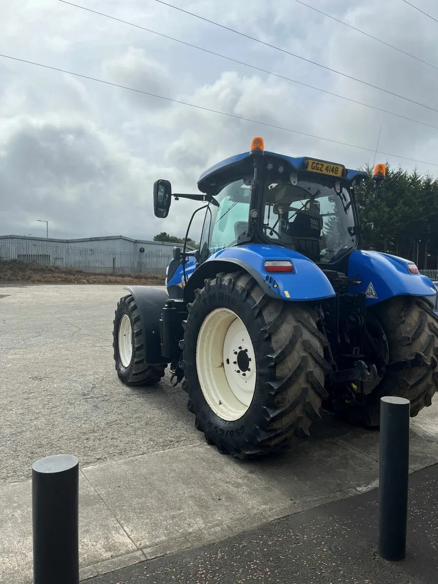 NEW HOLLAND 2017 - Image 3