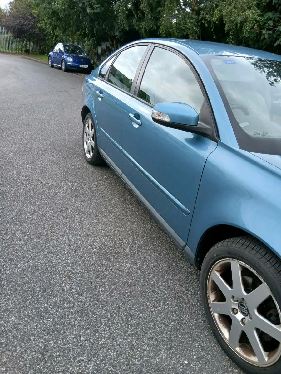Volvo s40 - Image 2