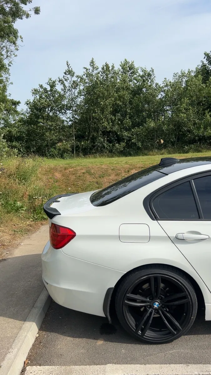 Bmw F30 320D - Image 2
