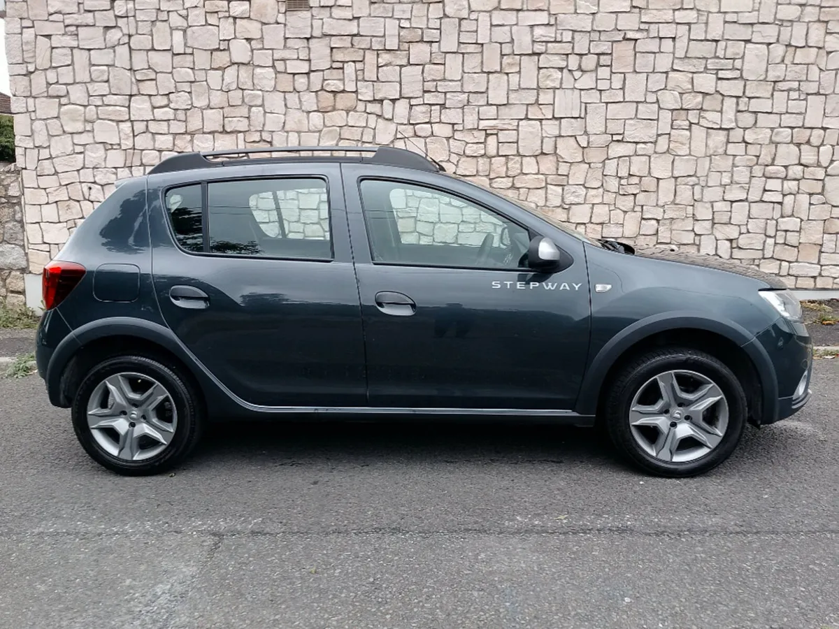 Dacia Sandero Stepway Stepway Alternative BL 4DR - Image 2