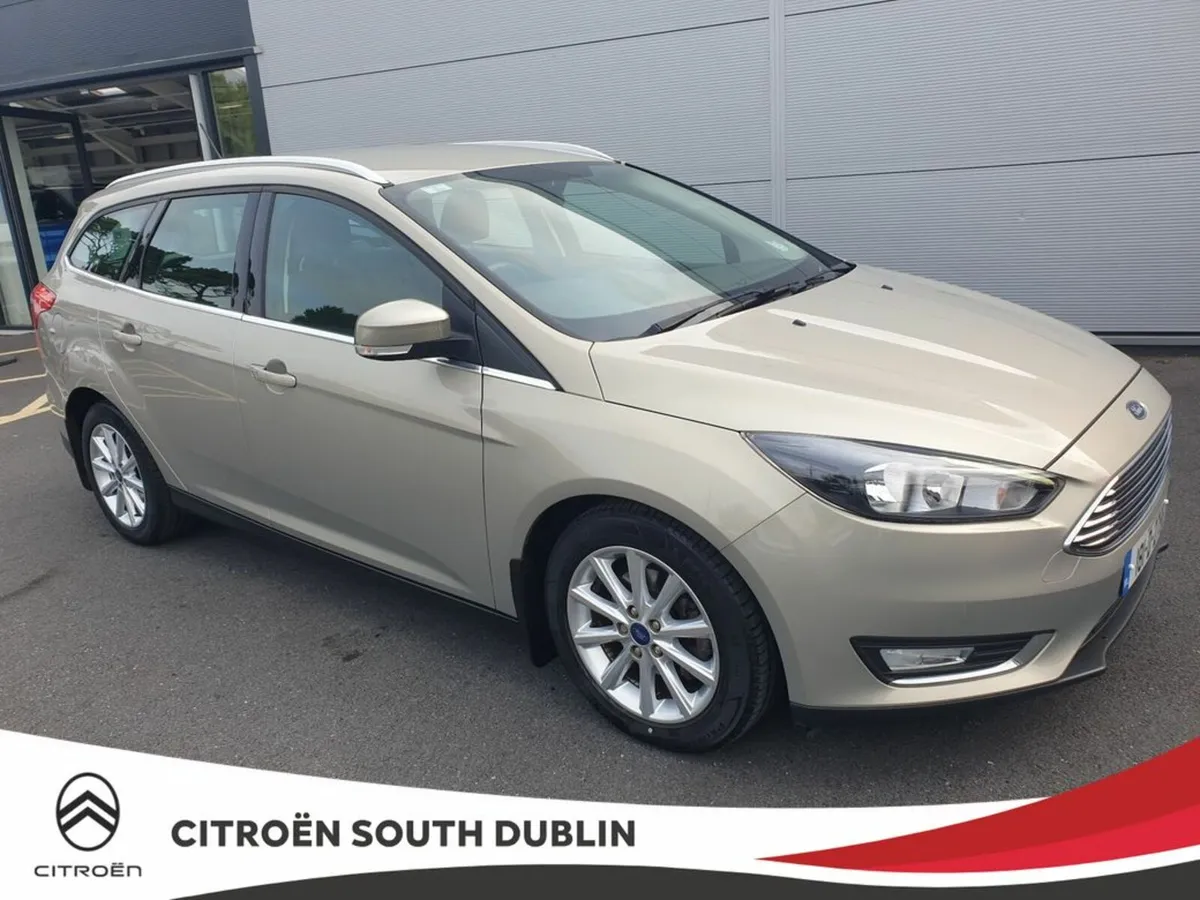 Ford Focus "Titanium" Estate, 30600KMs, One Owner - Image 4