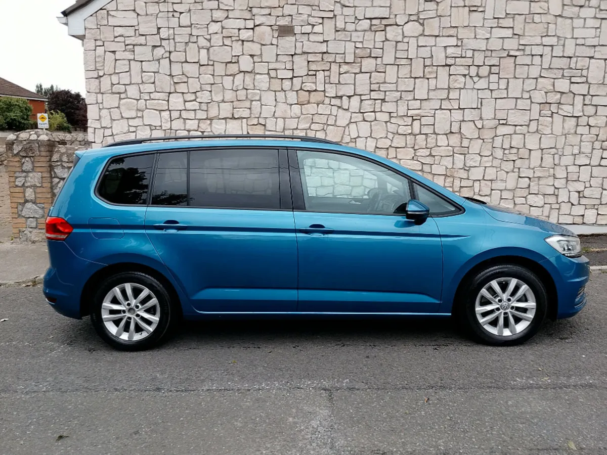 Volkswagen Touran Automatic New NCT - Image 2