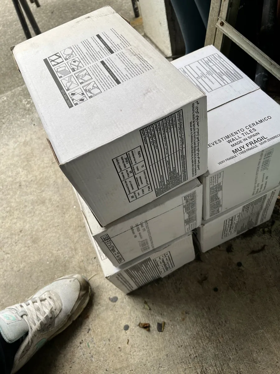 5 boxes of Pink blush tiles - Image 2