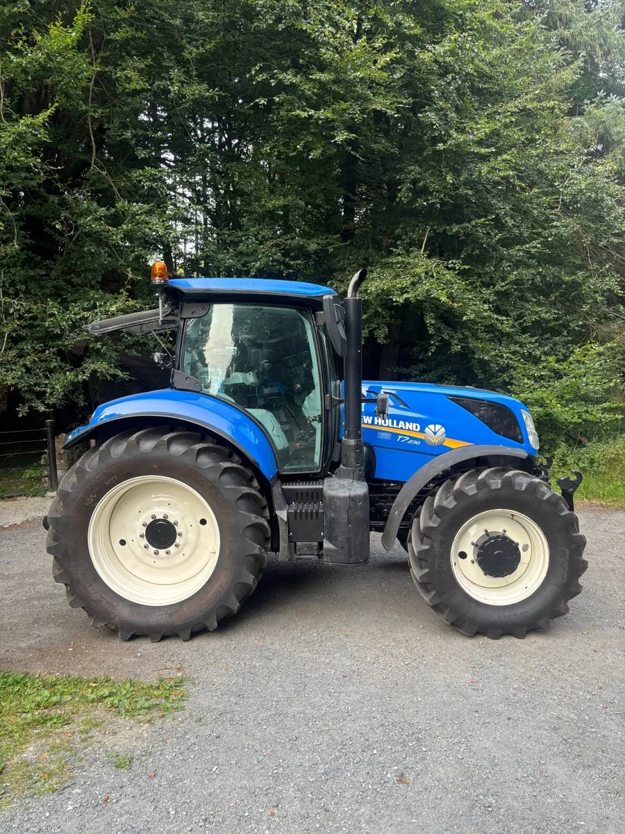 New Holland T7.230 - Image 3