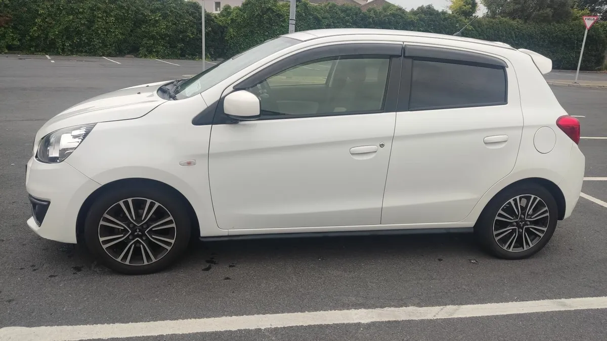 Mitsubishi Mirage 2018 - Image 2