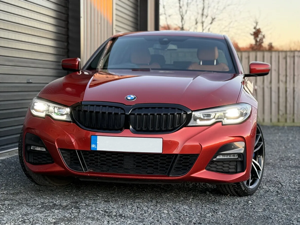 211 Bmw 330e M-Sport Shadow Edition - Image 2