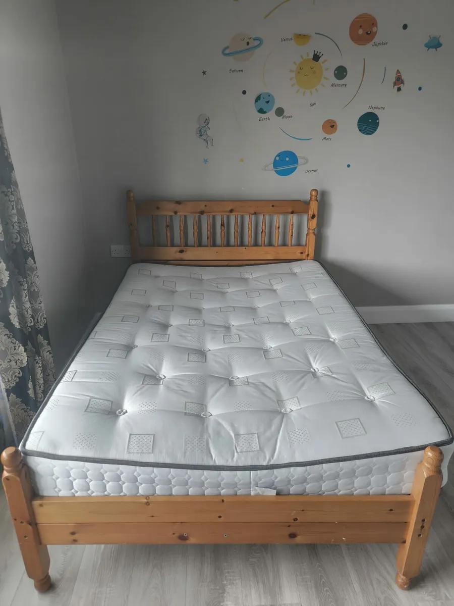 Bed and matress - Image 1