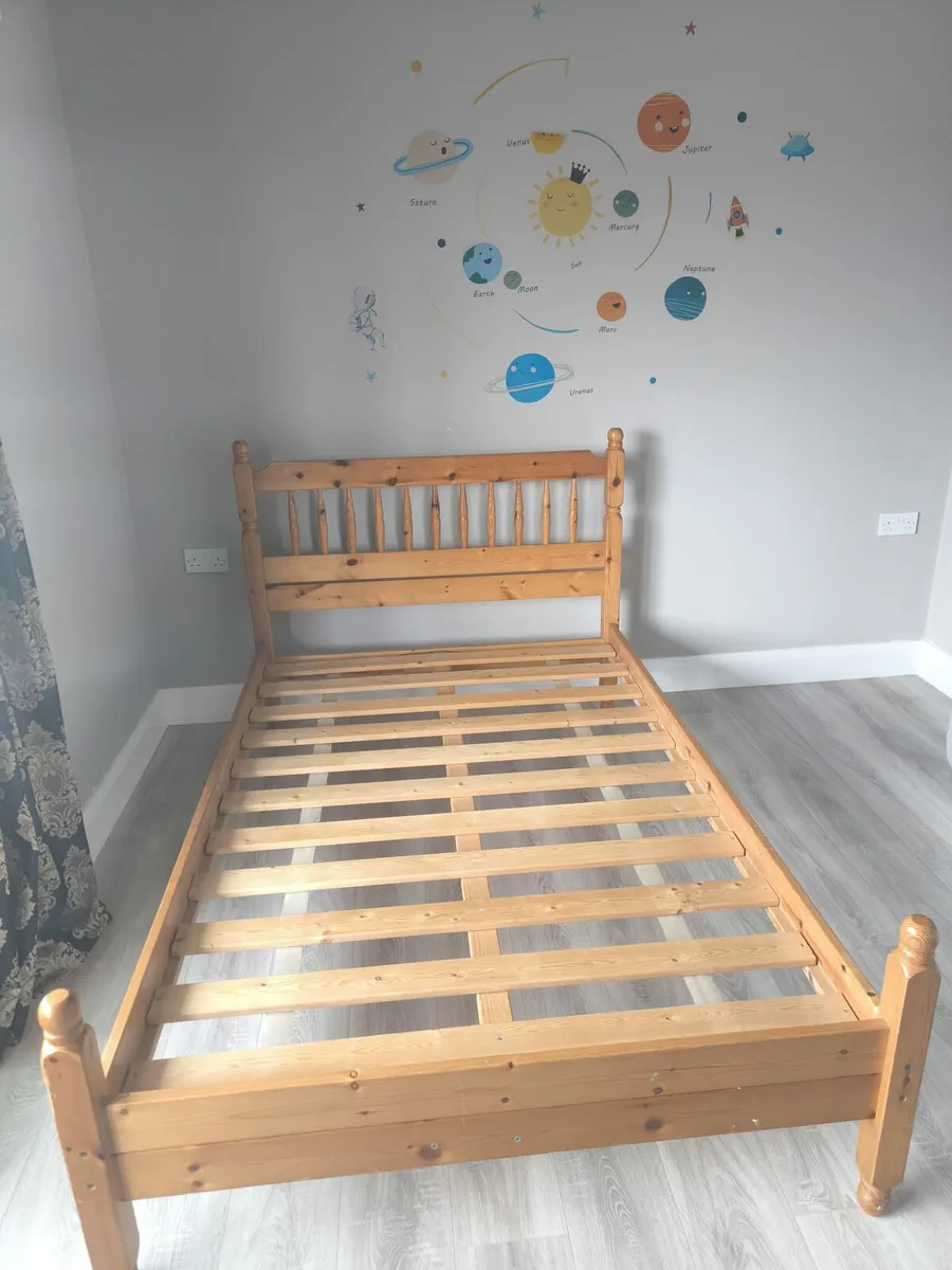 Bed and matress - Image 2