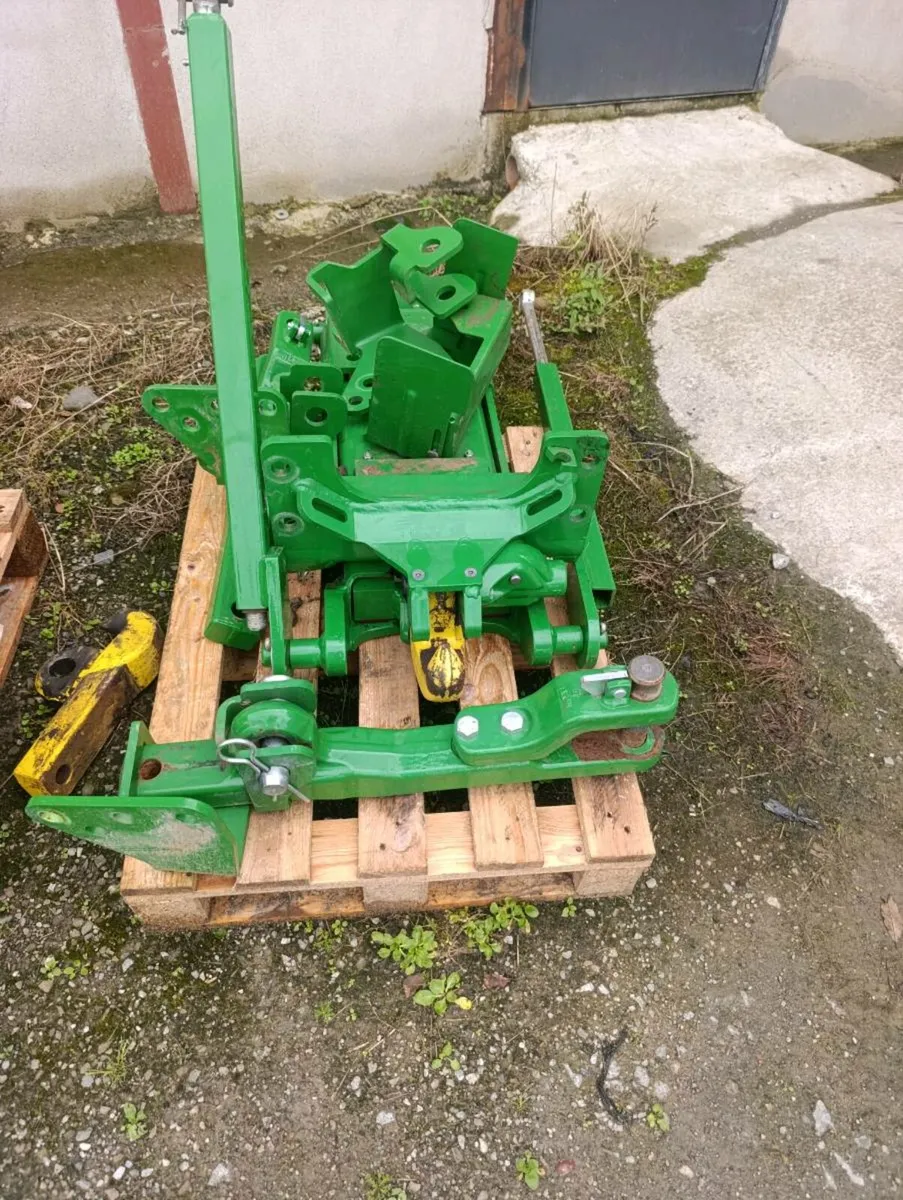John Deere pick up hitches - Image 3