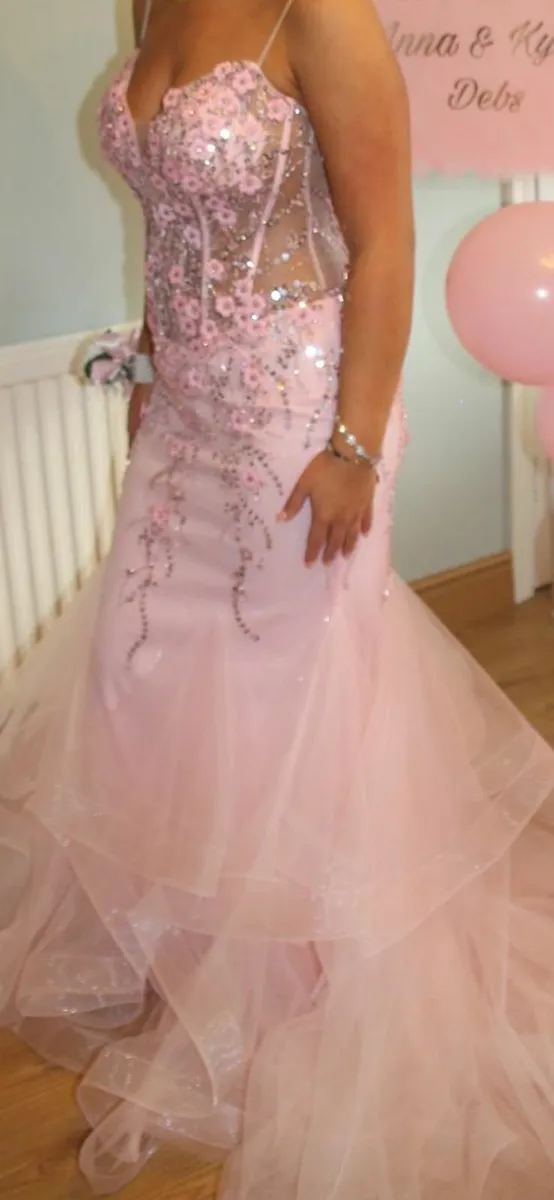 Debs dress - Image 2