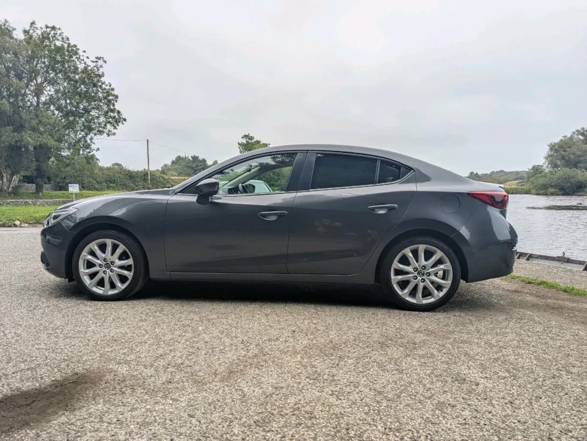 2014 Mazda 3 Platinum 2.2 Diesel SkyActiv Saloon - Image 4
