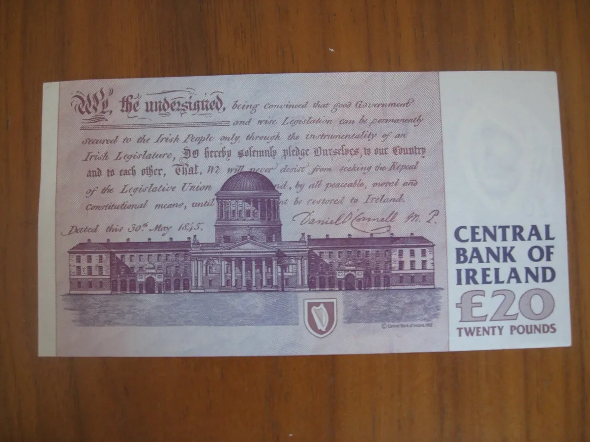 20 Pound C Series Notes - 45 Euros Each - Image 1