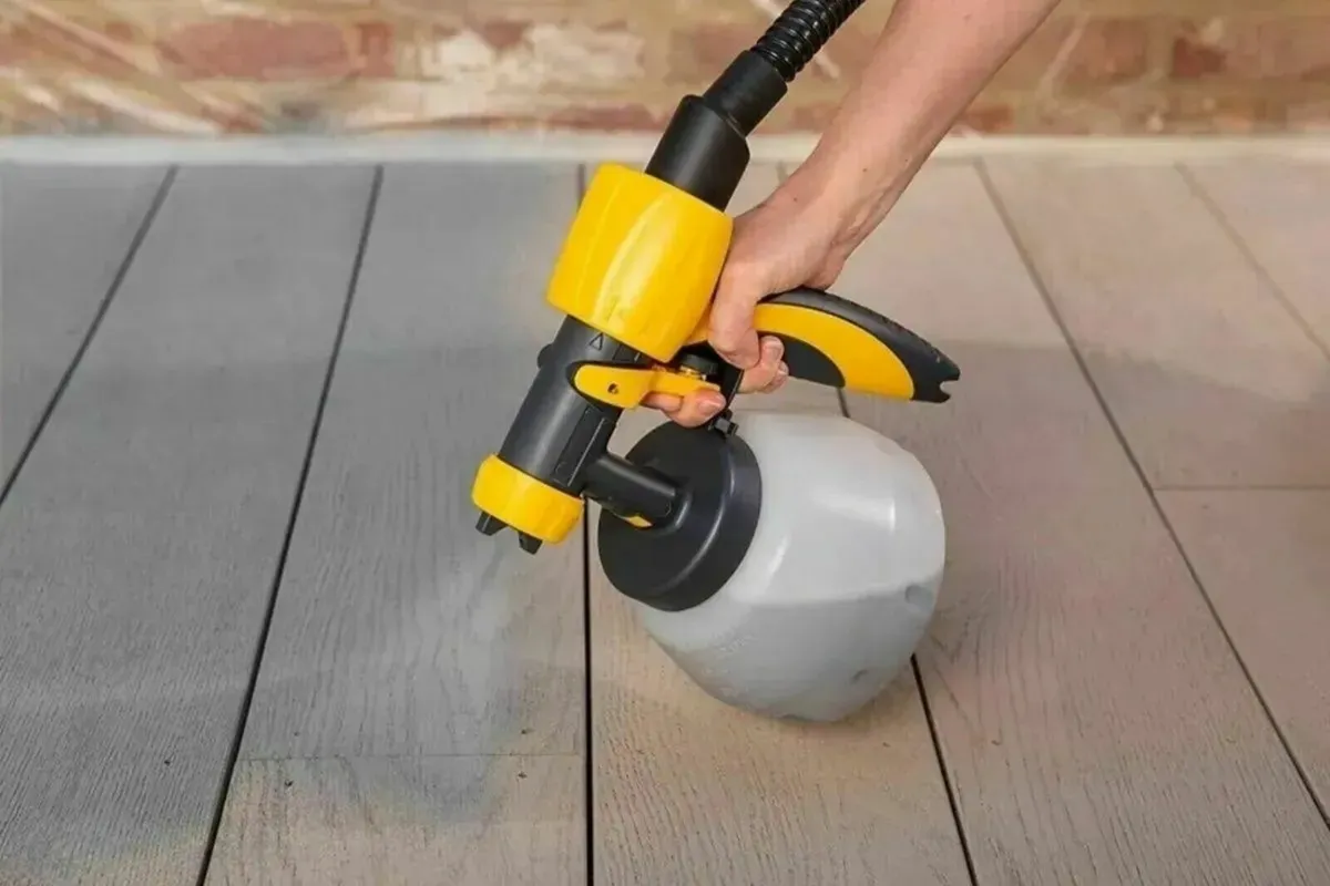 Paint Sprayer For Garden Furniture & Decks - Image 4