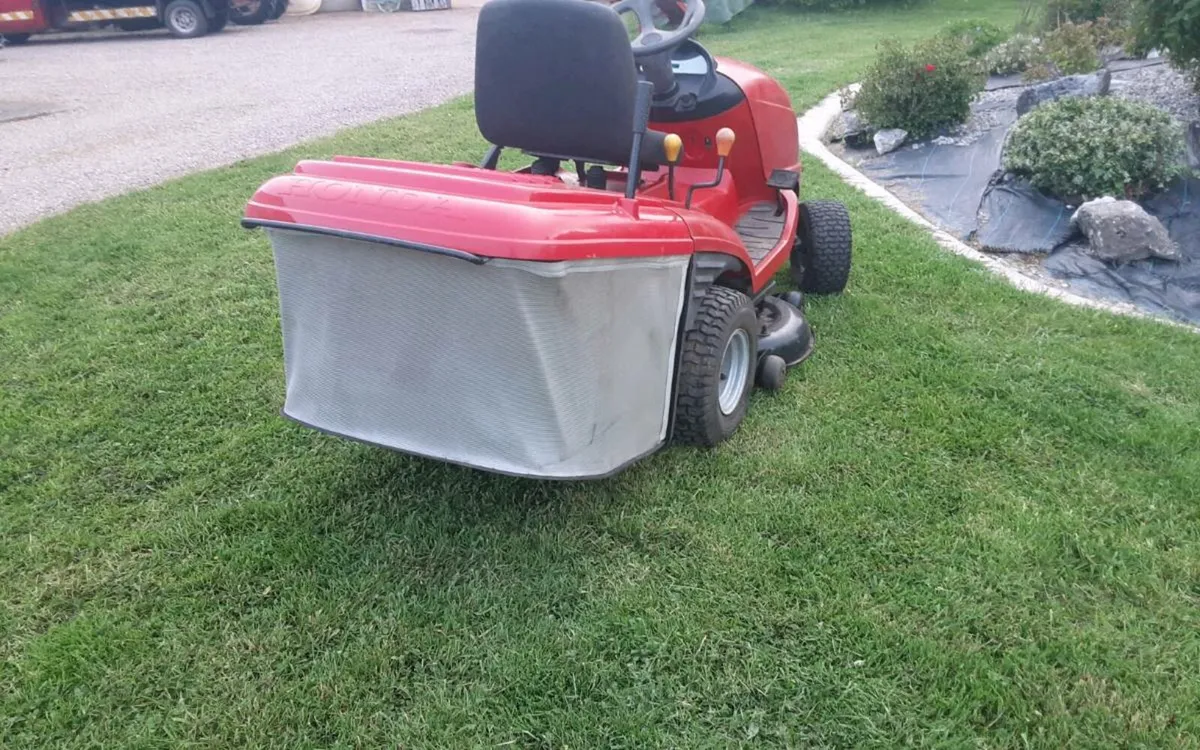 Honda ride on - Image 1