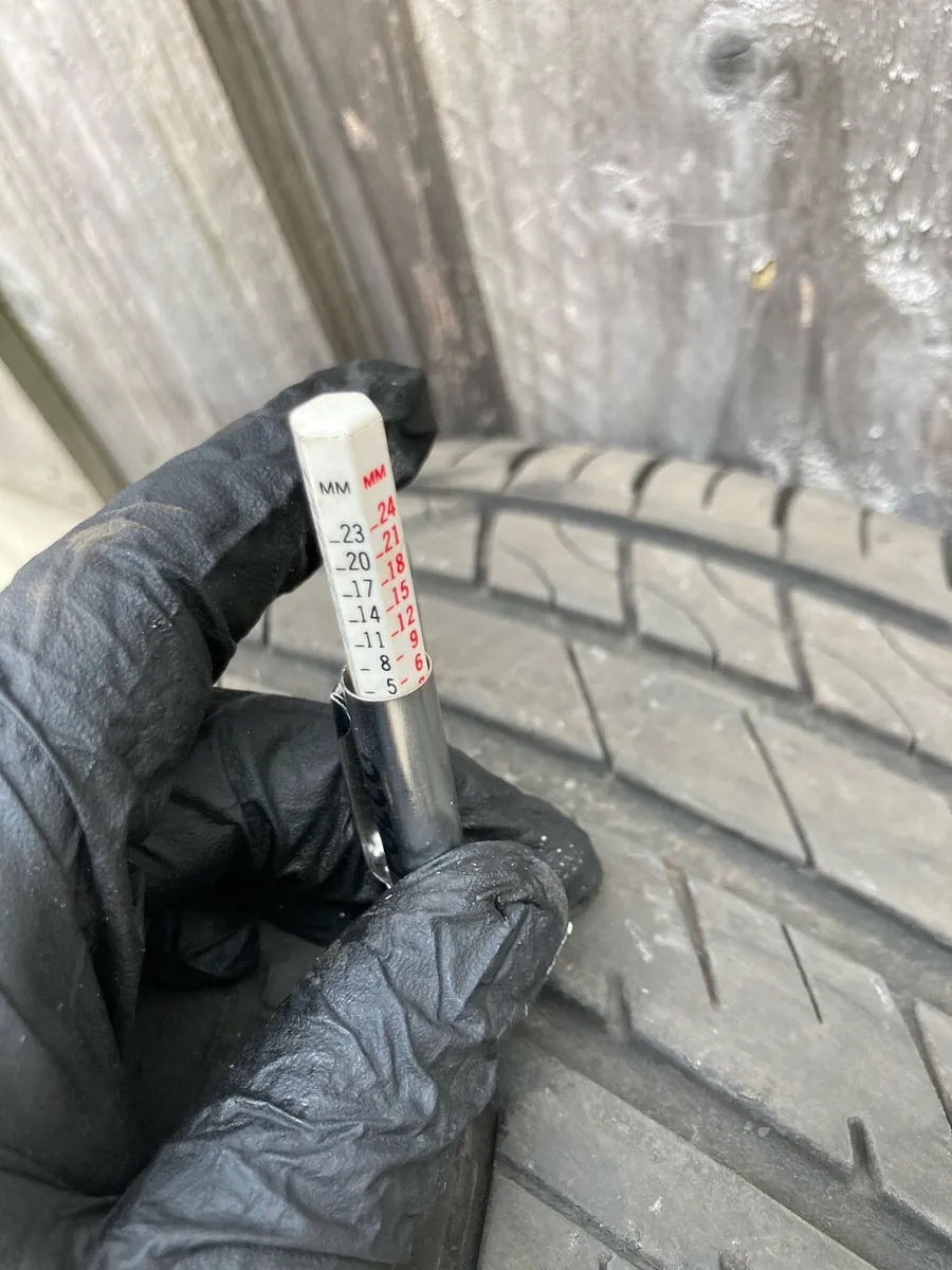 Lot 1 Audi skoda Seat Vw alloys - Image 3