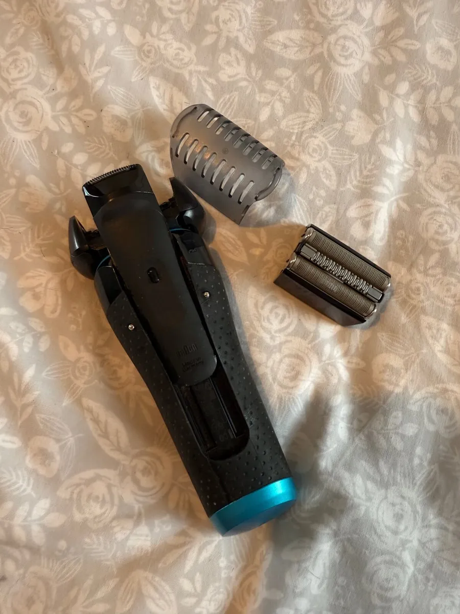 Braun series 5 wet and dry electric shaver - Image 2