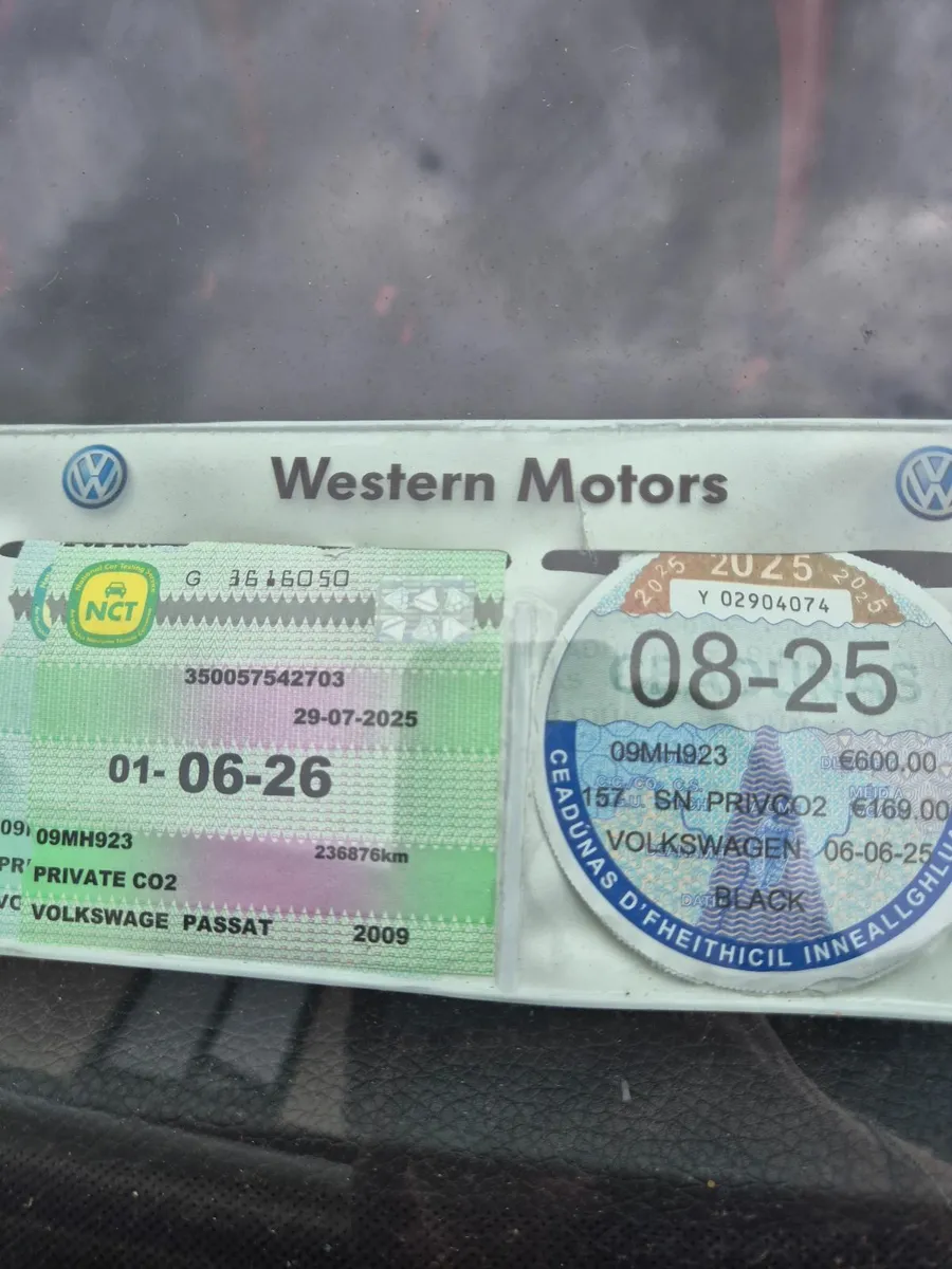 Volkswagen Passat 2009 - Image 3