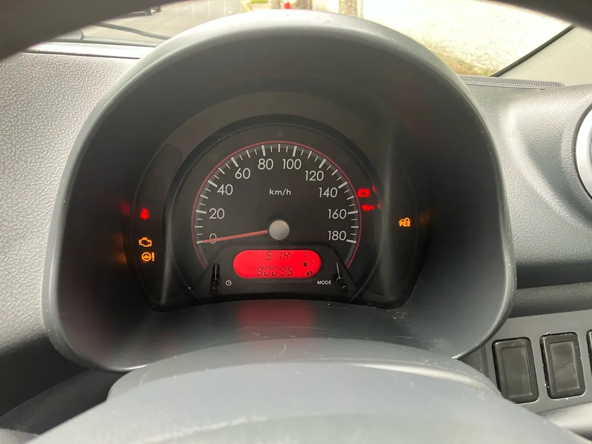 Suzuki alto alto 4DR - Image 4