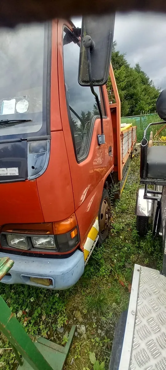 Isuzu MPR 3 ton open back - Image 3