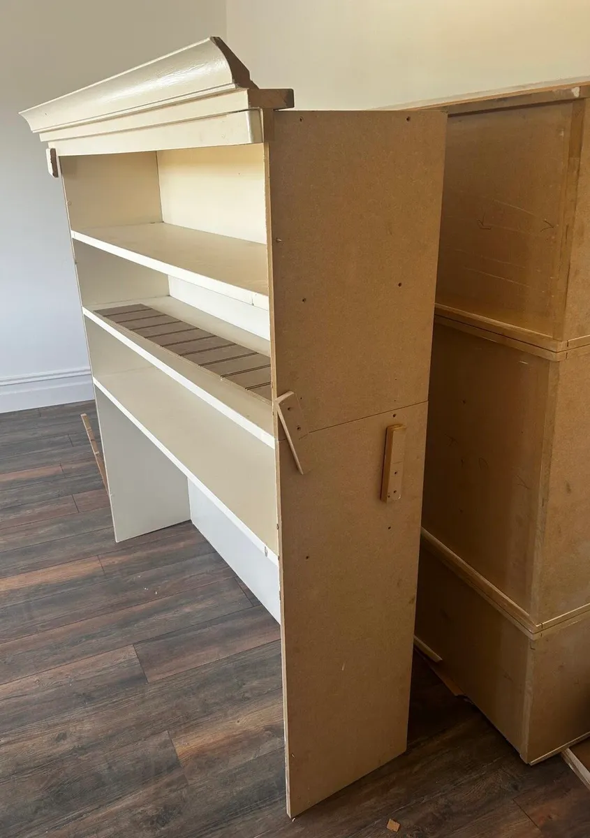 Shelves - Image 3