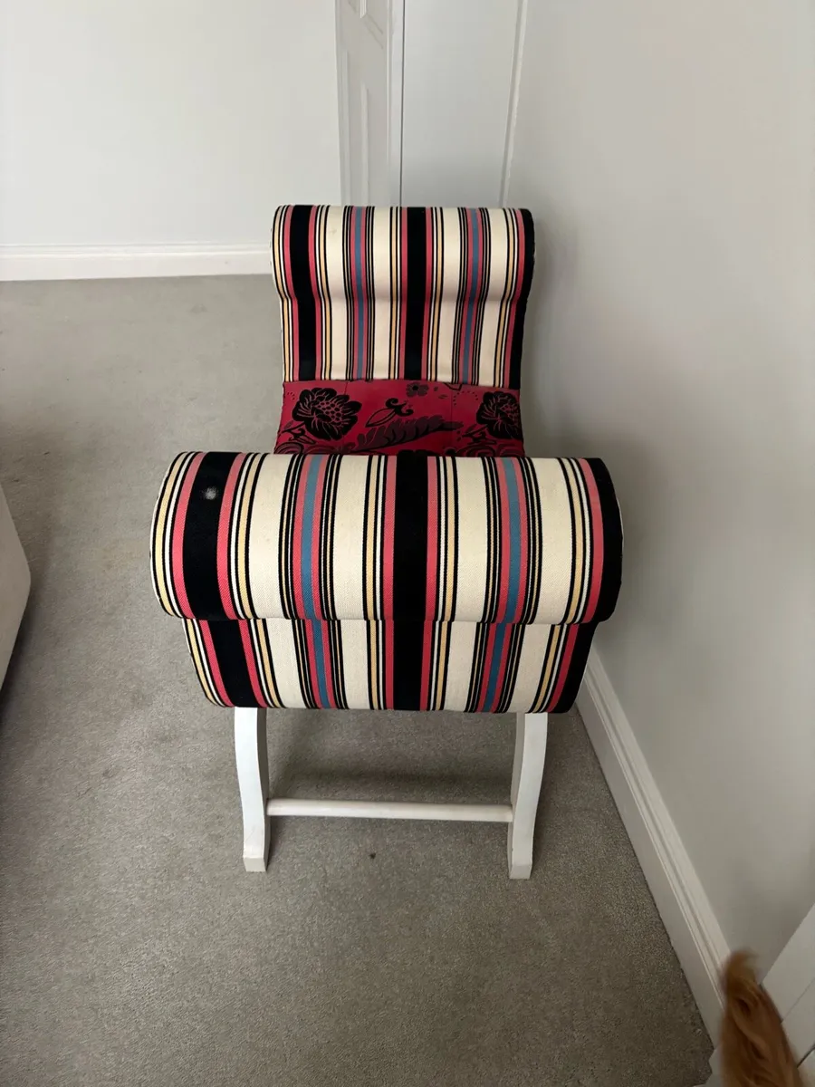 Chaise for bedroom - Image 2