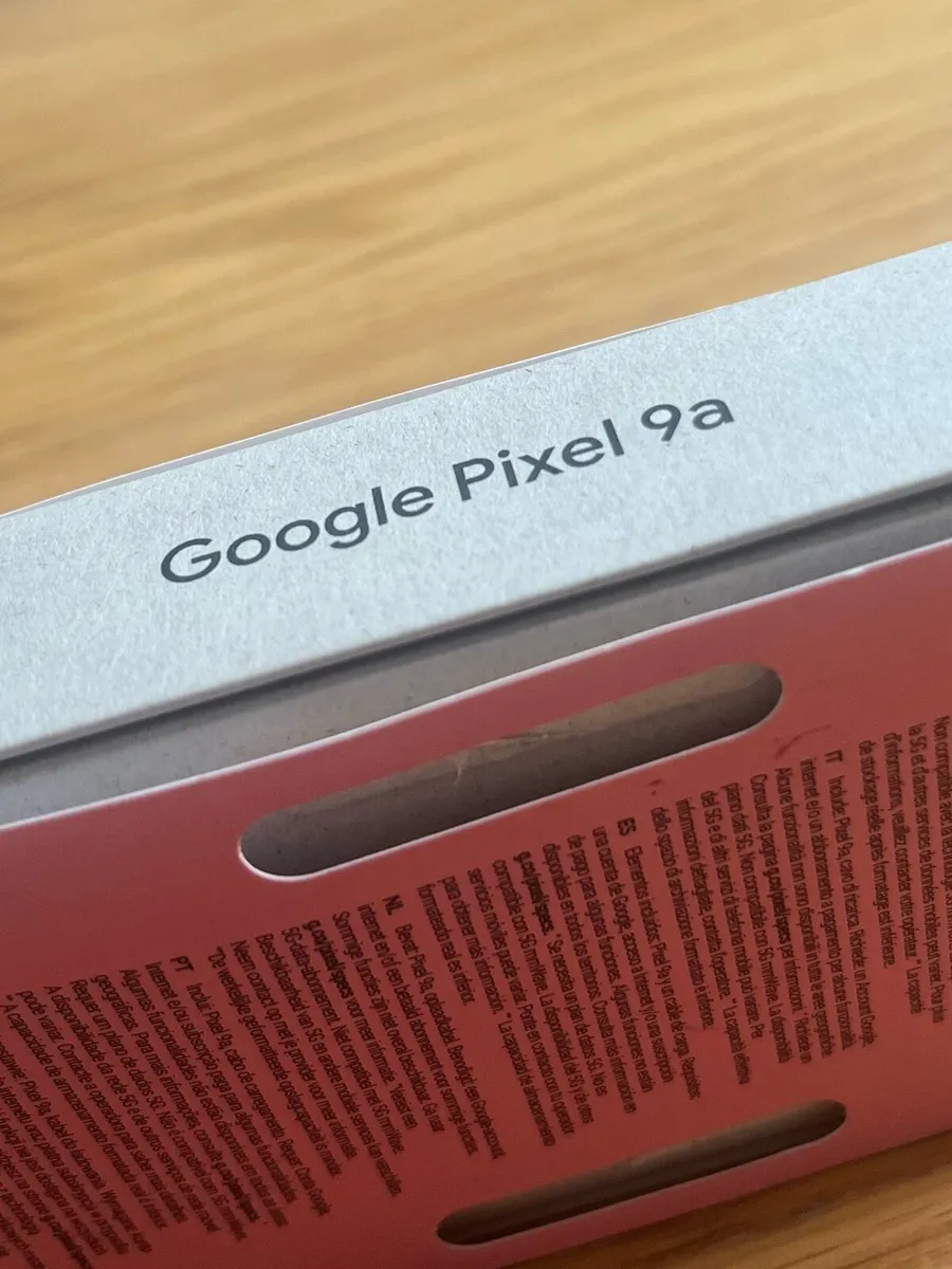 Google Pixel 9a - Image 3