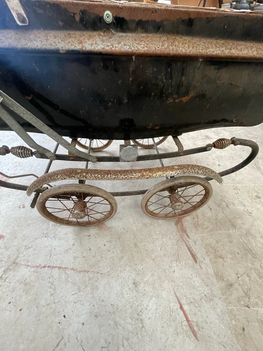 Pedigree pram - Image 3