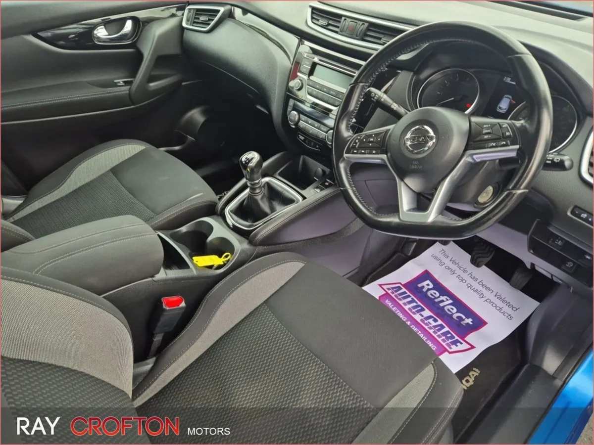 Nissan QASHQAI 1.2 PET XE - Image 2