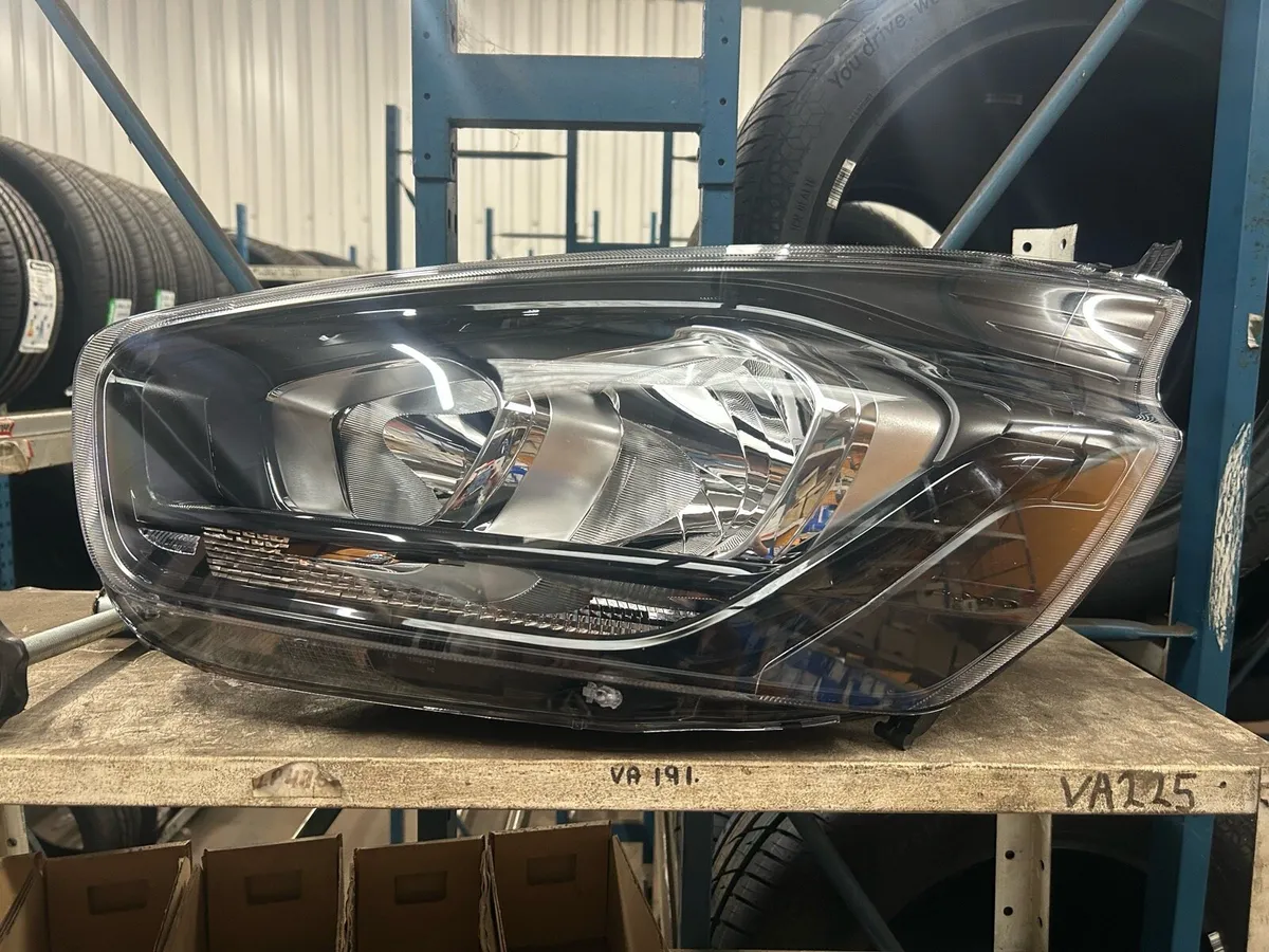 2020 Transit Custom Headlight Left side. - Image 1