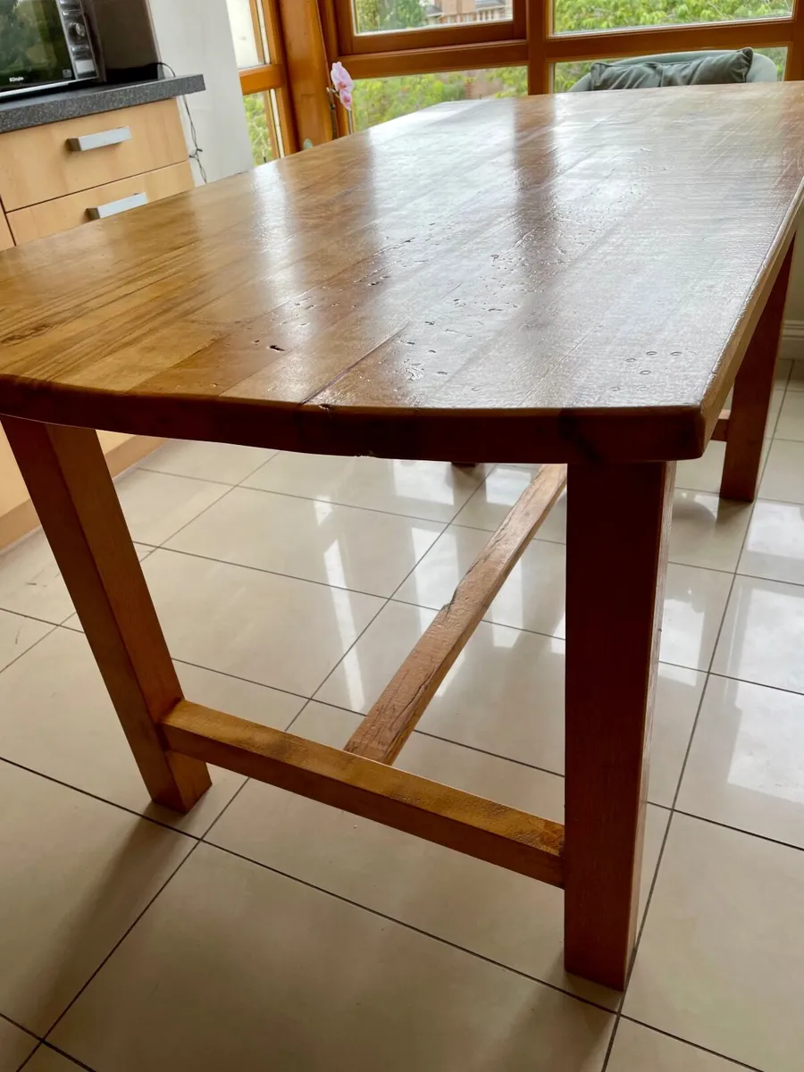 Beautiful Handmade Dining table - Image 2