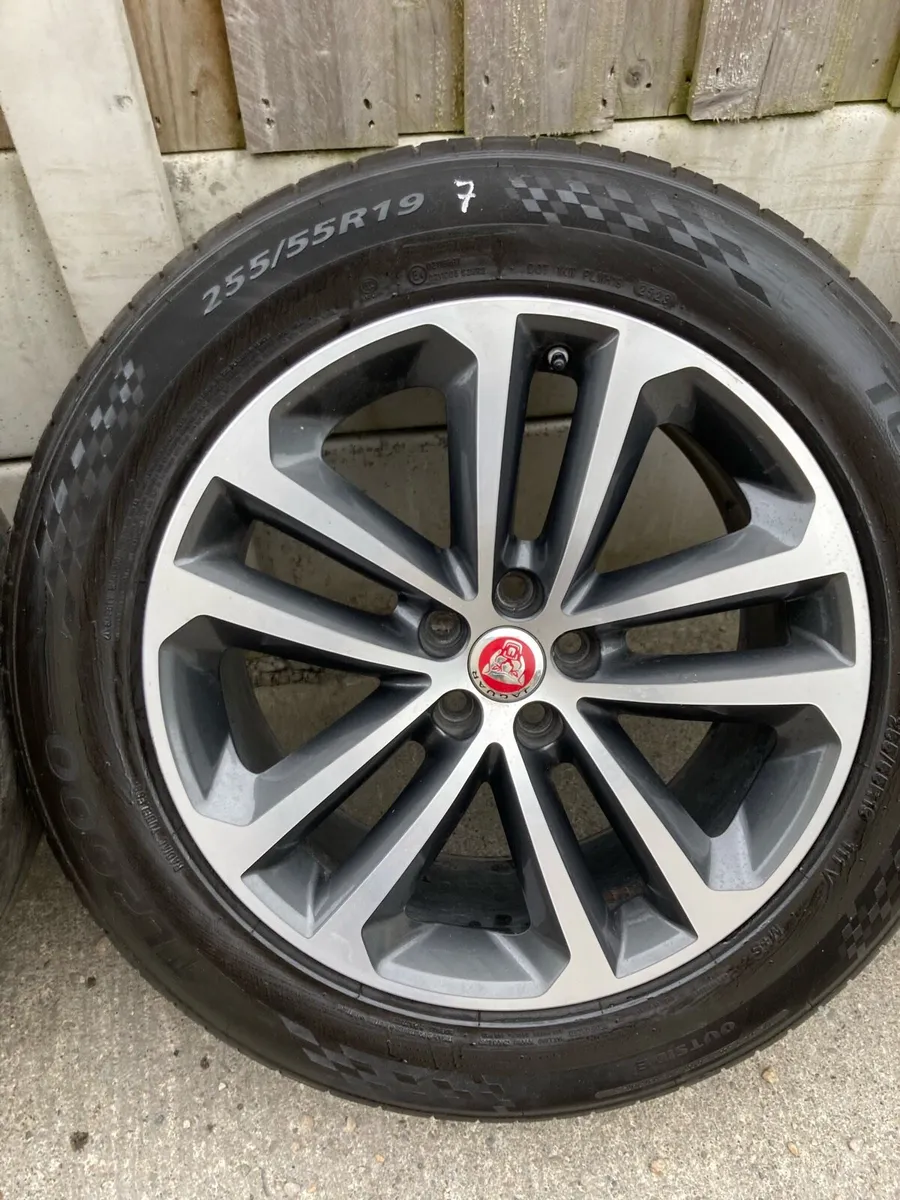 Lot 7 Jaguar alloys - Image 1