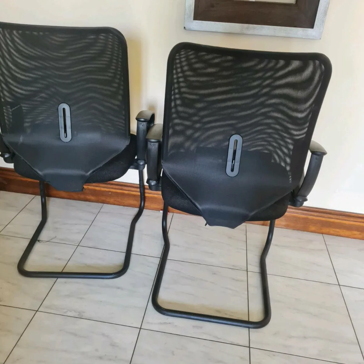 6 sven netback meeting chairs - Image 3