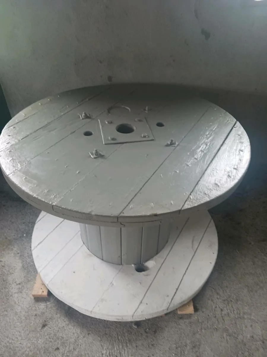 Outdoor table