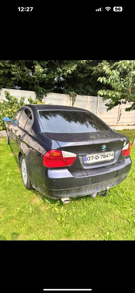 2007 BMW 318i - Image 2