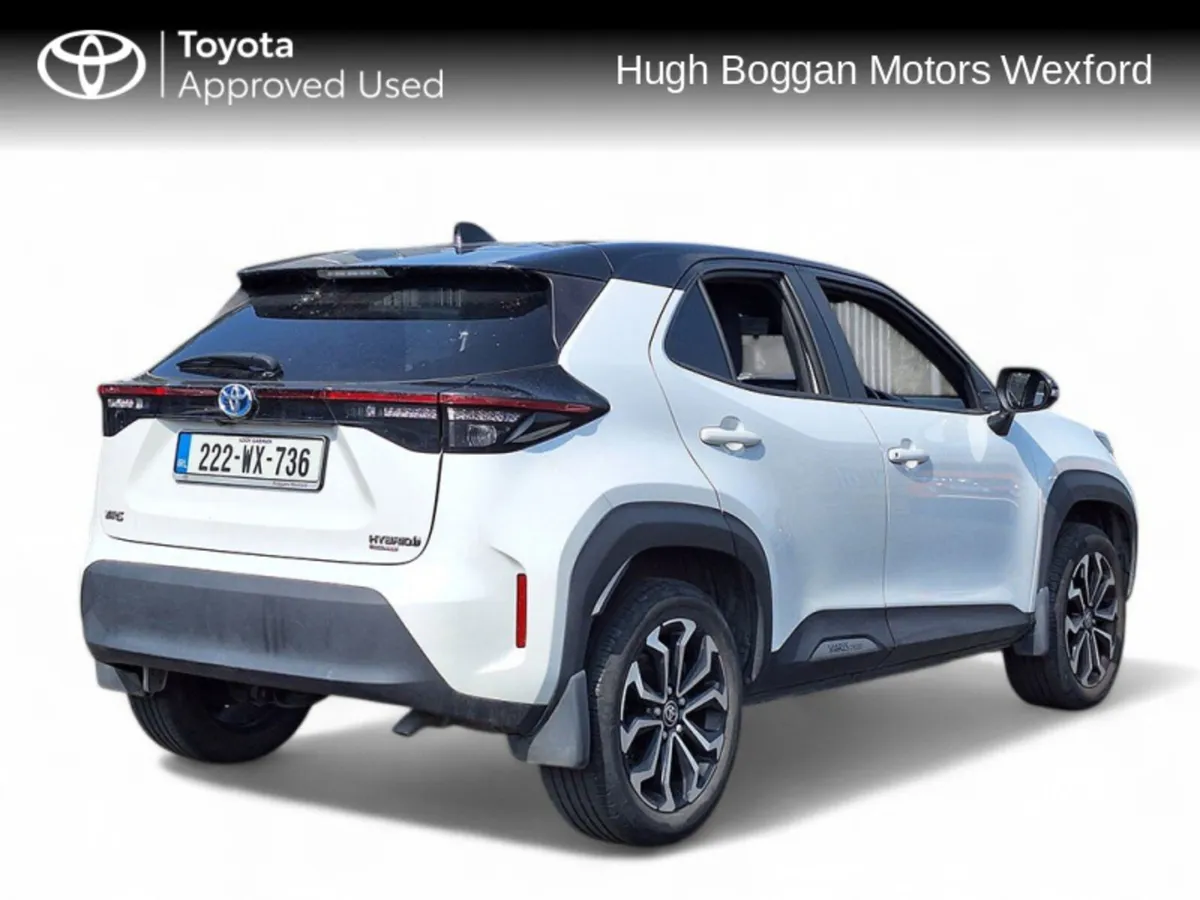 Toyota Yaris Cross CROSS LUNA SPORT BITONE!! - Image 2