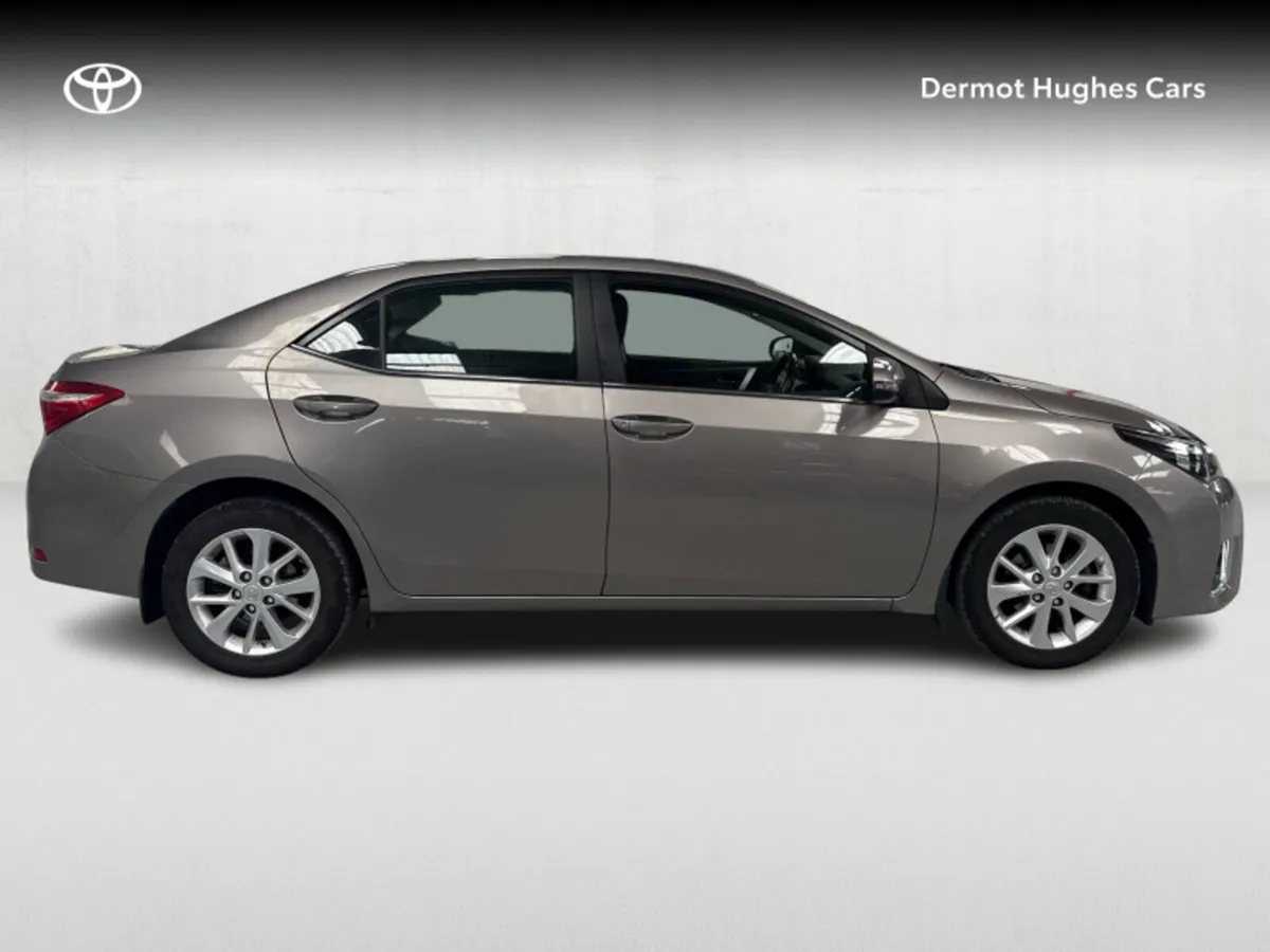 Toyota Corolla COROLLA 1.4 D-4D LUNA - Image 3