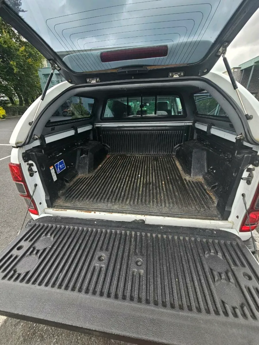 Ford Ranger Wildtrack 3.2 L - Image 3