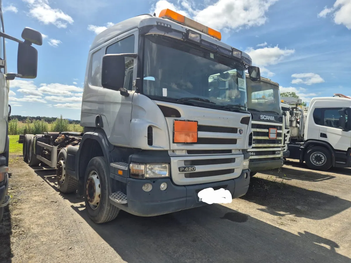 6 scania 8x4s - Image 1