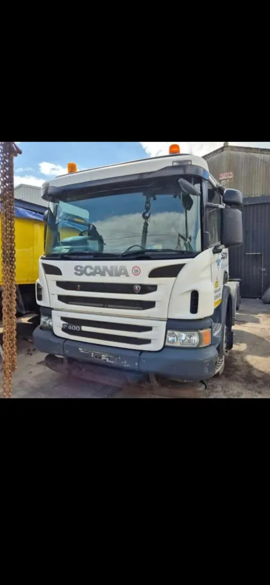 6 scania 8x4s - Image 3