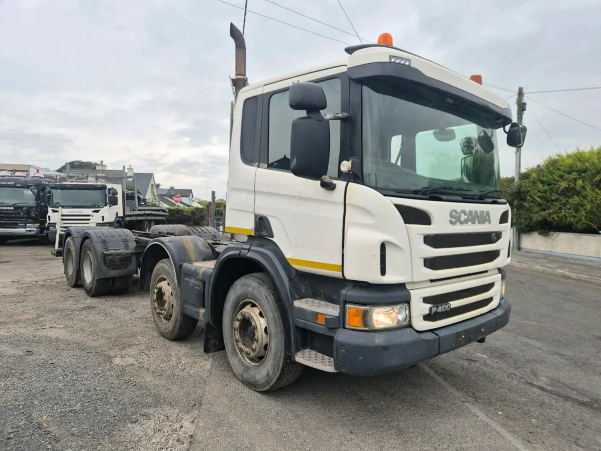 6 scania 8x4s - Image 4