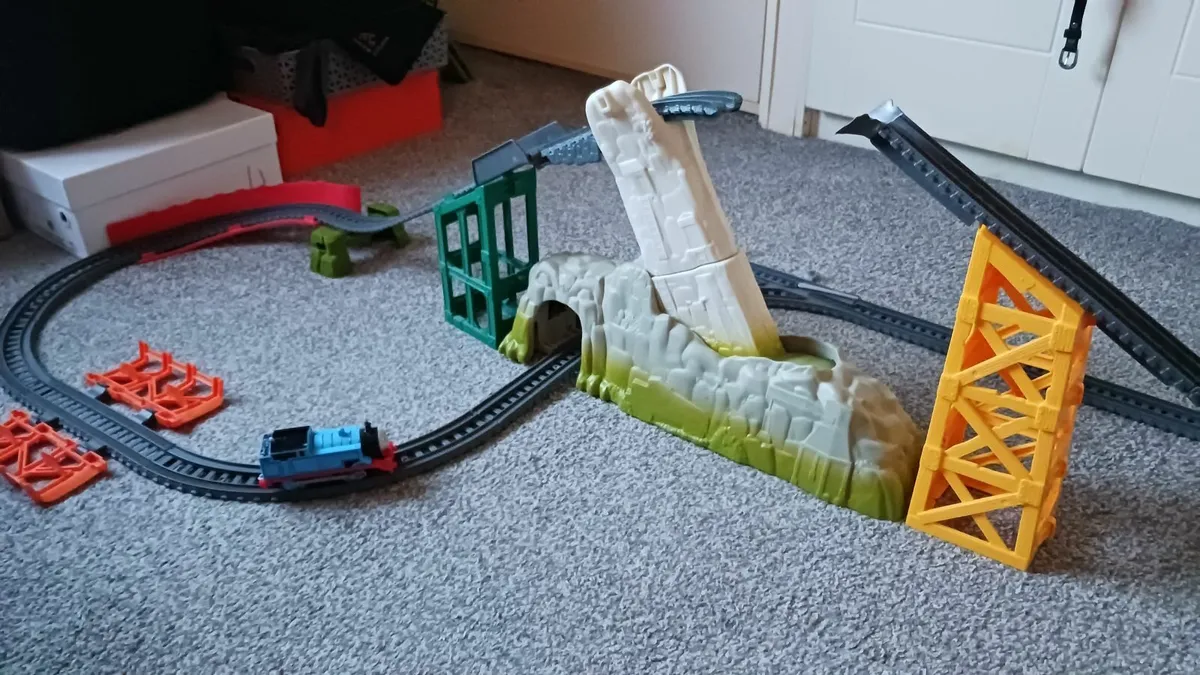 Thomas the Tank Engine Avalanche Escape Set - Image 2