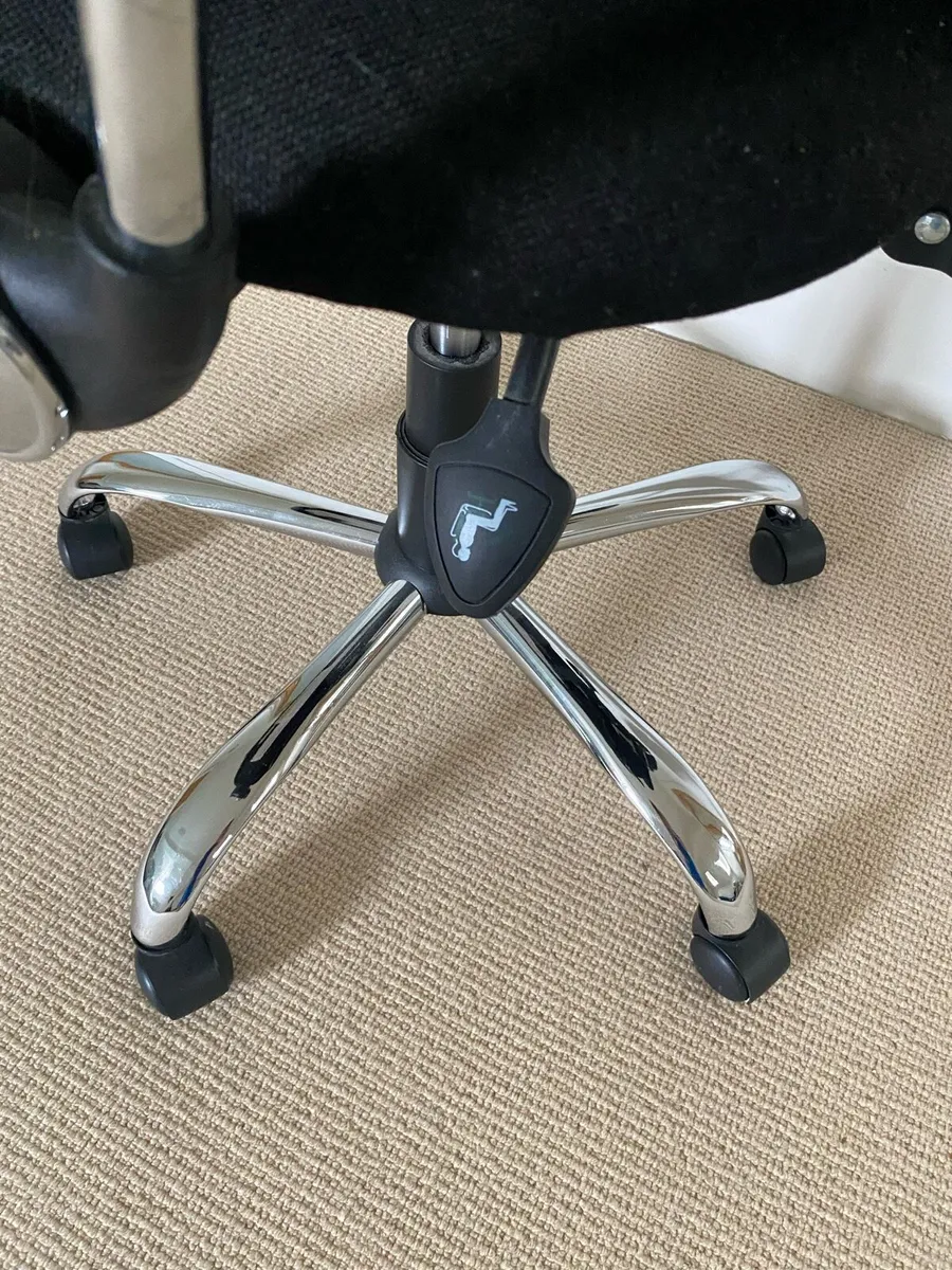 Office chair - Image 3