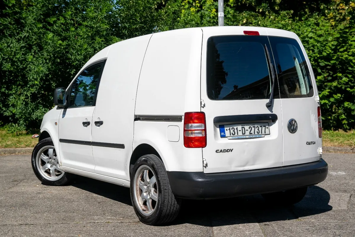 Volkswagen Caddy 2013 - Image 4