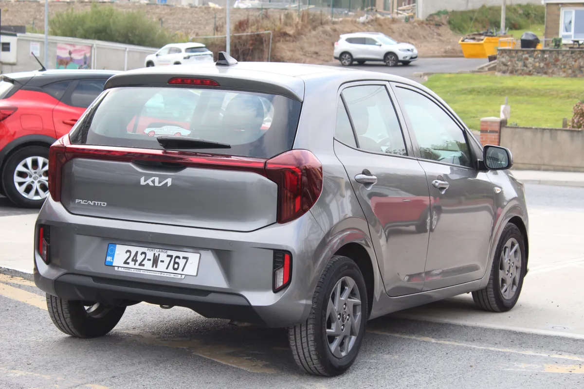 Kia Picanto 2024 1.2 Automatic *Warranty* - Image 2