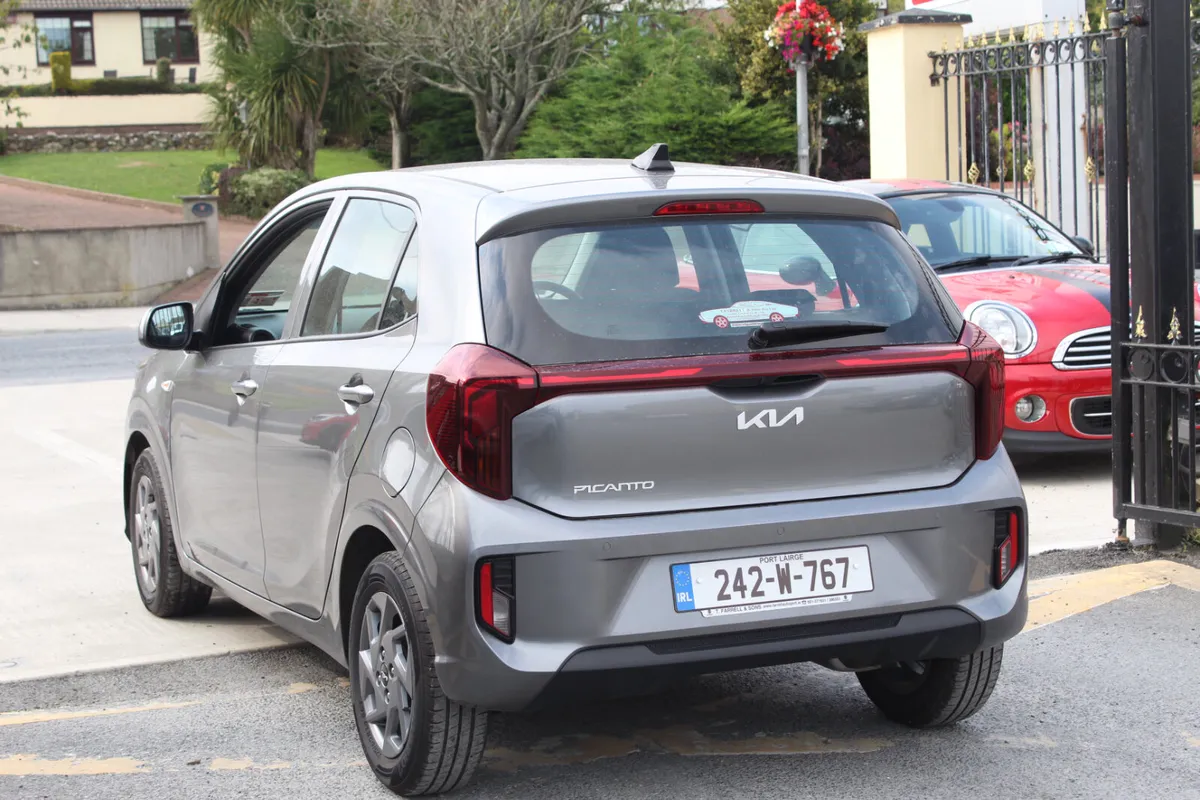 Kia Picanto 2024 1.2 Automatic *Warranty* - Image 3