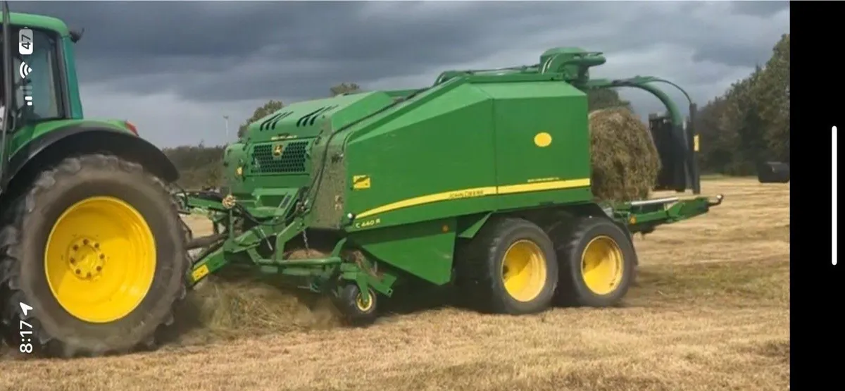 Johndeere baler - Image 1